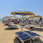 AIRONE MARE-CONDOMINIO ROMEO-60 m DAL MARE, JESOLO