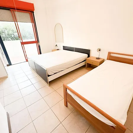 Airone Mare-condominio Romeo-60 M Dal Mare, * Lido di Jesolo