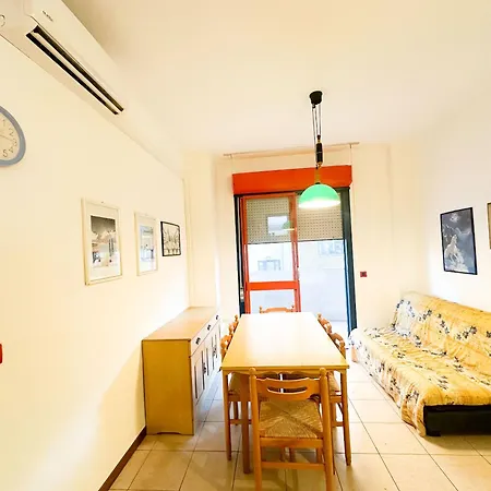 Appartamento Airone Mare-condominio Romeo-60 M Dal Mare,